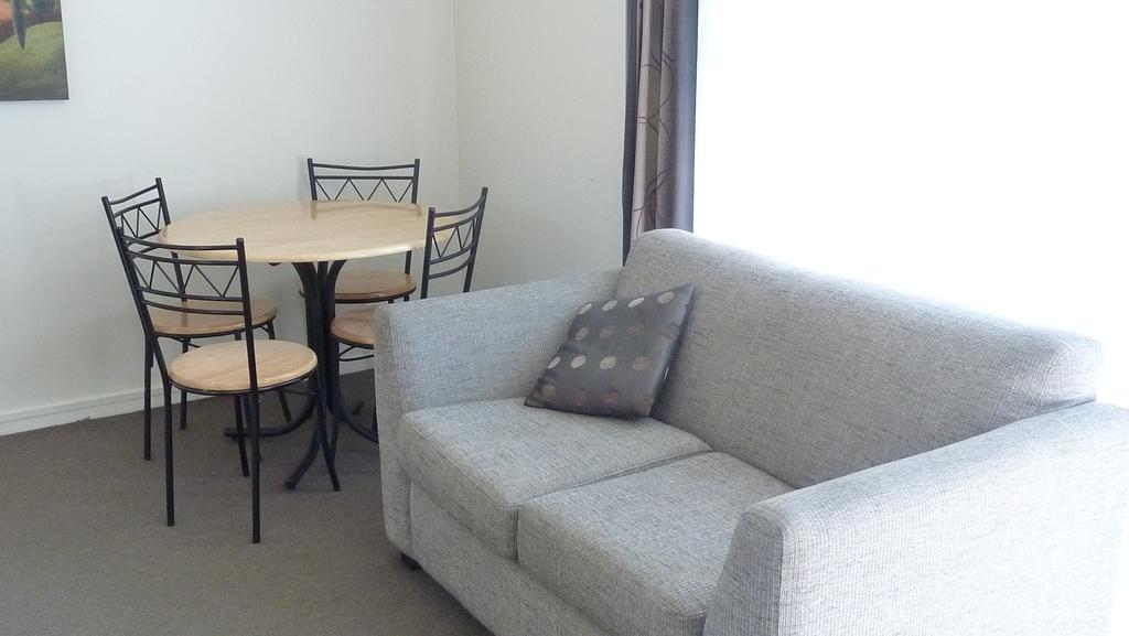 Colonial Inn Motel Christchurch Dış mekan fotoğraf