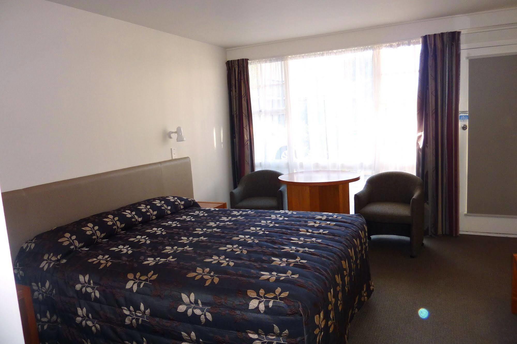 Colonial Inn Motel Christchurch Dış mekan fotoğraf