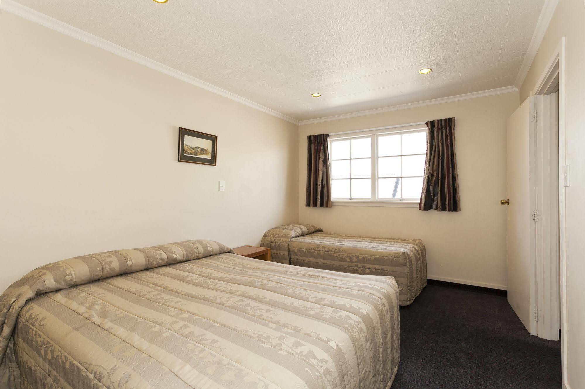 Colonial Inn Motel Christchurch Dış mekan fotoğraf