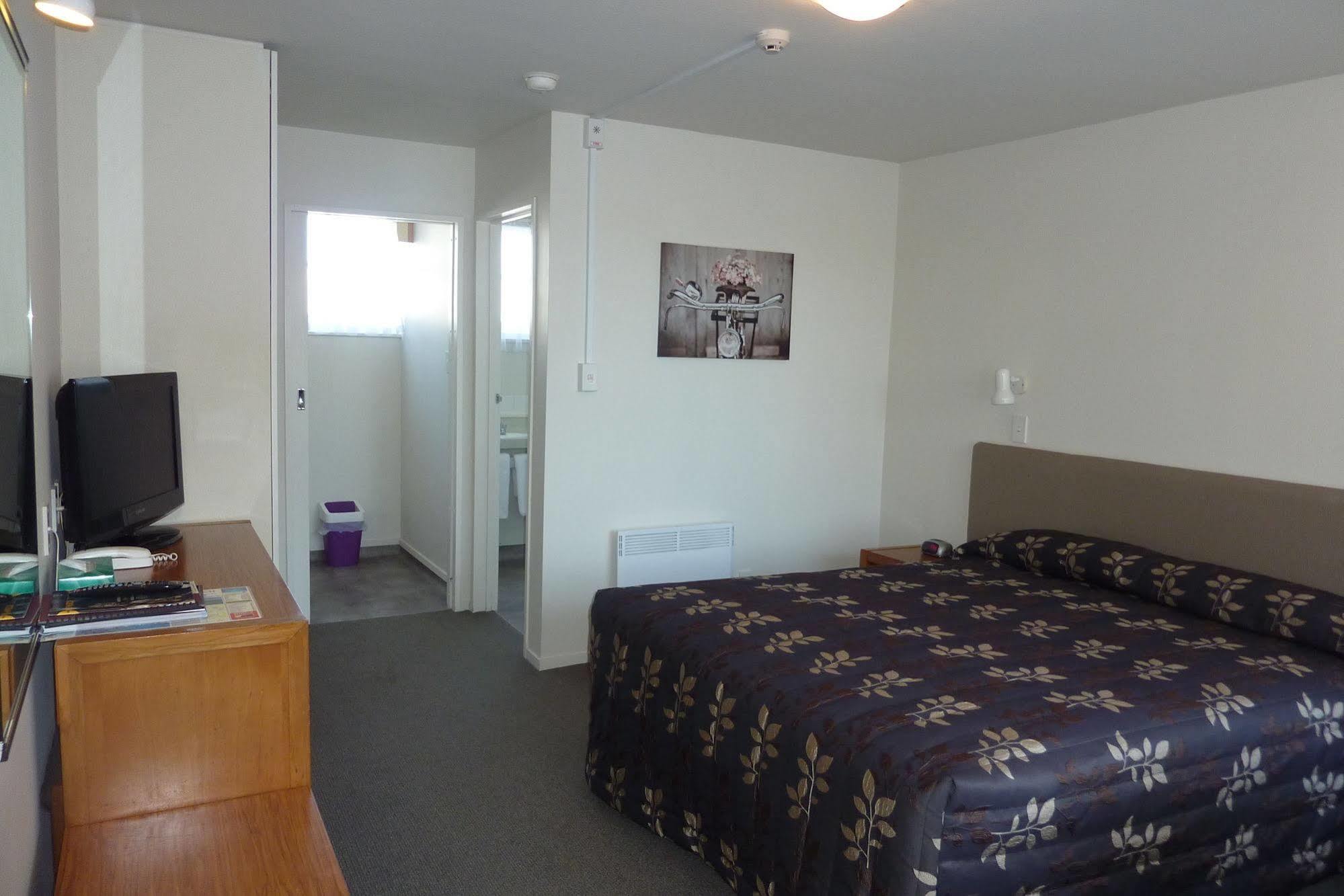 Colonial Inn Motel Christchurch Dış mekan fotoğraf
