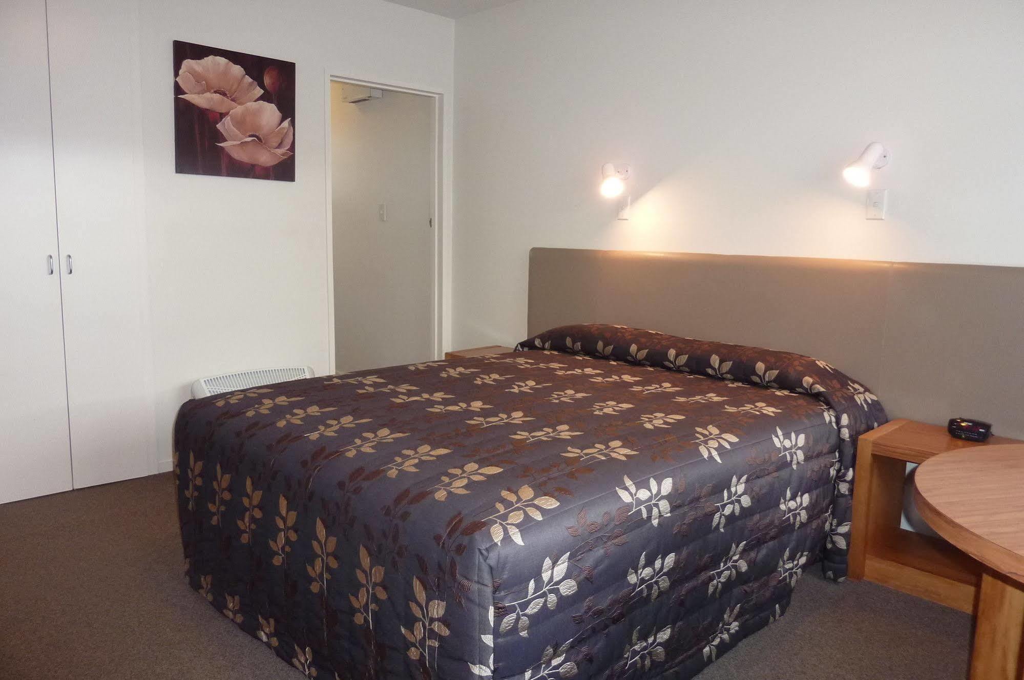 Colonial Inn Motel Christchurch Dış mekan fotoğraf